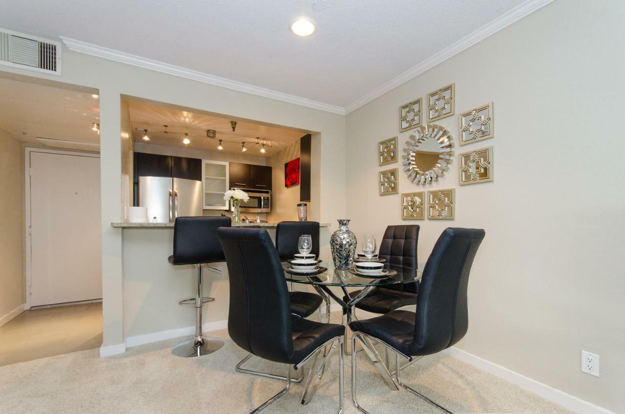 Hollywood Apartment With Balcony Los Angeles Bagian luar foto
