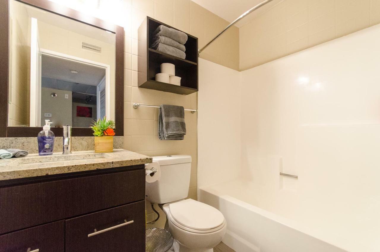 Hollywood Apartment With Balcony Los Angeles Bagian luar foto